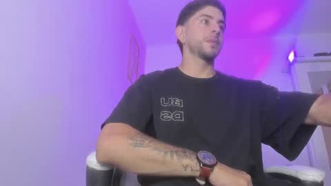 Ethan Muller online show from 01-17-25, 05:51