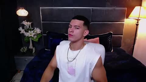 ETHAN RODGERS online show from 10-18-25, 07:47