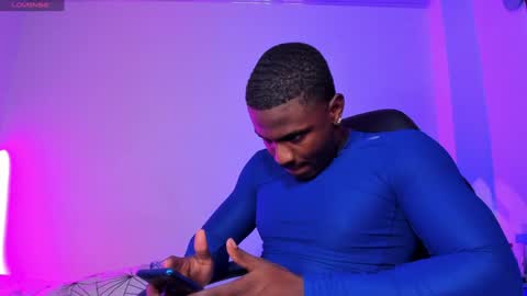 ethan travis online show from 12-02-24, 11:51