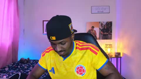 ethan travis online show from 06-17-26, 03:57