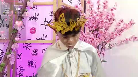 Snapshot of ethan_westt chatting on 10-30-25, 08:31 Ethan online show from 10-30-25, 08:31