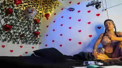 Snapshot of ethanandbrianna chatting on 02-06-25, 02:00 ethanandbrianna online show from 02-06-25, 02:00
