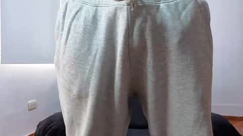 ethangreey1 online show from 12-16-25, 04:34