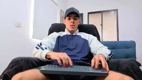 ethangreey1 online show from 02-15-26, 03:09