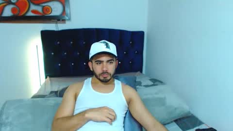 Snapshot of ethanhairy chatting on 01-12-25, 09:08 Ethan online show from 01-12-25, 09:08