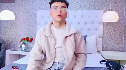 Ethan Leroy online show from 10-19-25, 03:07
