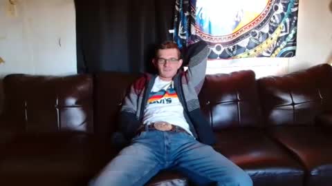 Ethan Steele online show from 12-18-24, 08:47