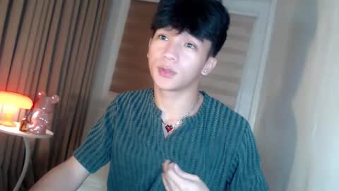 Rey online show from 03-23-26, 06:01