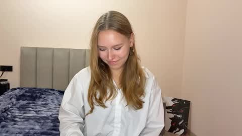 Alice online show from 05-11-26, 04:04