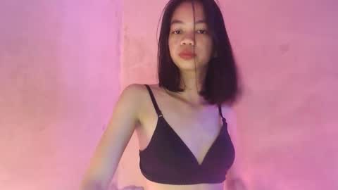 eunie online show from 05-07-26, 02:22