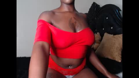 Snapshot of euphoric_cosmos chatting on 02-07-25, 08:44 euphoria online show from 02-07-25, 08:44