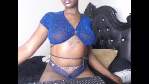 Snapshot of euphoric_cosmos chatting on 02-08-25, 07:37 euphoria online show from 02-08-25, 07:37