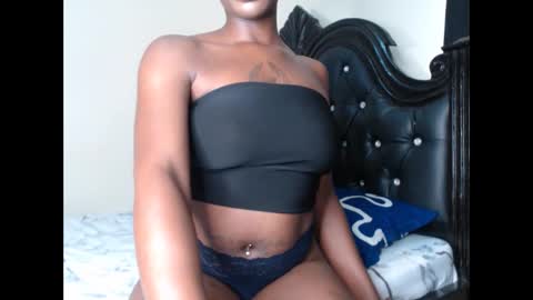 Snapshot of euphoric_cosmos chatting on 02-18-25, 09:54 euphoria online show from 02-18-25, 09:54