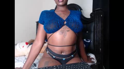 Snapshot of euphoric_cosmos chatting on 02-23-25, 09:37 euphoria online show from 02-23-25, 09:37