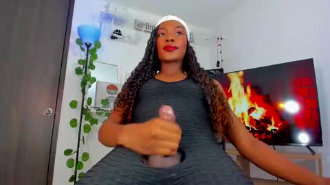 Snapshot of euphoricbunny chatting on 02-09-25, 02:50 euphoricbunny online show from 02-09-25, 02:50