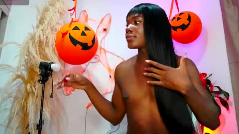 Snapshot of euphoricbunny chatting on 10-23-25, 11:35 euphoricbunny online show from 10-23-25, 11:35