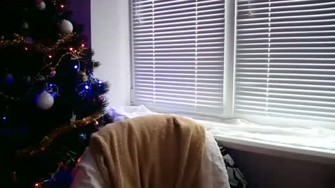 eva00186 online show from 12-26-24, 07:35