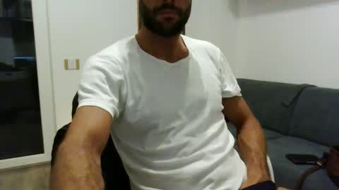 Snapshot of eva1adam chatting on 10-26-25, 09:42 eva1adam online show from 10-26-25, 09:42
