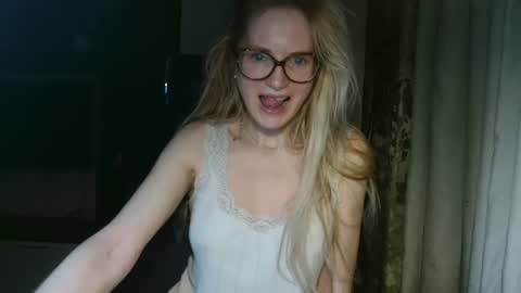 eva2323 online show from 03-07-25, 02:15