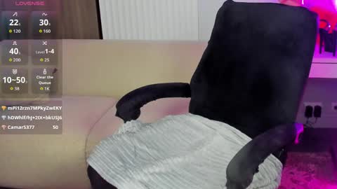 Eva online show from 04-21-26, 02:51