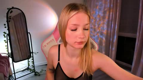 Eva Davis online show from 03-02-26, 02:47