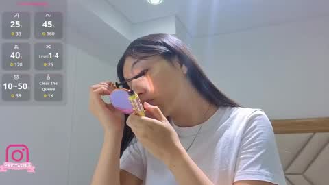 Eva online show from 04-17-26, 10:18