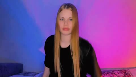 Eva online show from 04-21-26, 01:42