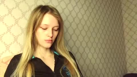 Evvie online show from 05-15-26, 02:24