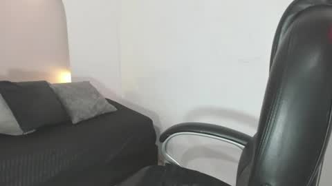 Snapshot of eva_gomez11 chatting on 07-07-26, 02:25 Eva online show from 07-07-26, 02:25