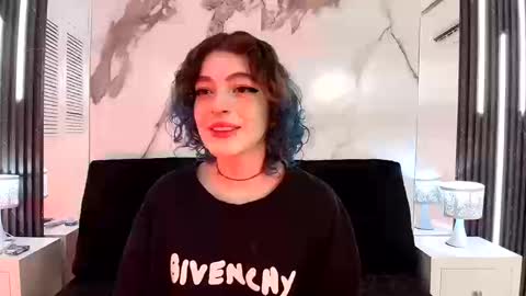 E V A online show from 10-21-25, 07:36