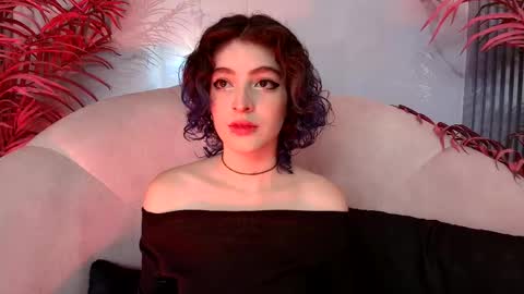 E V A online show from 10-23-25, 07:56