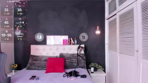 eva_hot_1 online show from 02-17-26, 12:56