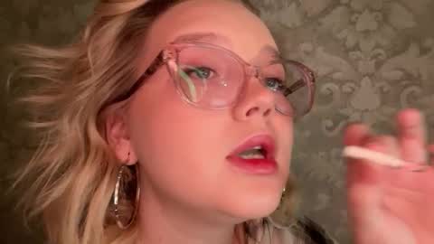 eva_kittenn online show from 10-16-25, 06:42