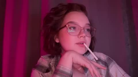 eva_kittenn online show from 11-19-25, 12:54