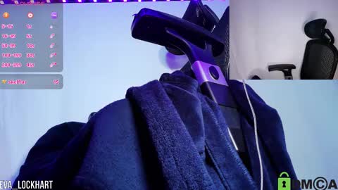 Snapshot of eva_lockhart chatting on 03-07-26, 06:27 Eva online show from 03-07-26, 06:27