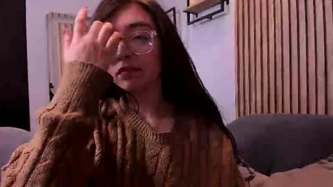 Snapshot of eva_macalliter chatting on 09-10-25, 01:55 Angelinne online show from 09-10-25, 01:55