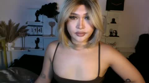 Snapshot of eva_mazikeen69 chatting on 05-15-26, 12:23 Queen Eva Mazikeen online show from 05-15-26, 12:23