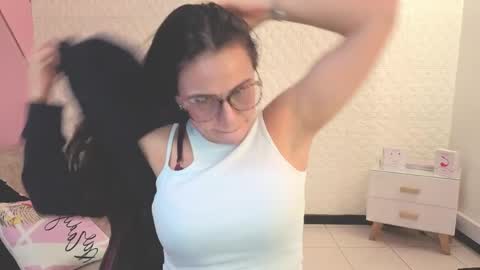 Eva  online show from 05-28-26, 02:47