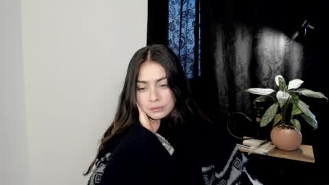 eva_monn online show from 12-18-24, 06:25