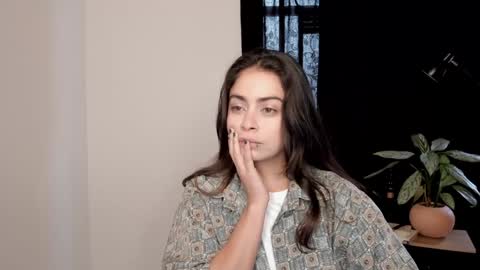 eva_monn online show from 12-19-24, 03:41