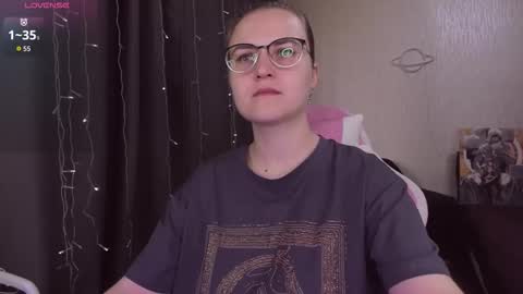 Eva online show from 09-21-25, 10:50