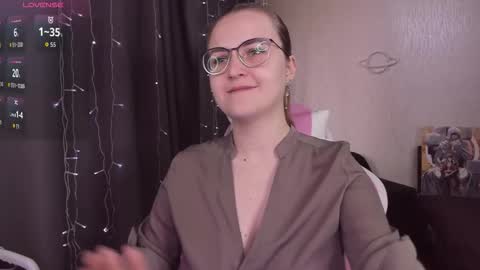 Eva online show from 09-26-25, 10:41