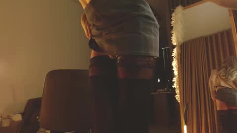 Eva online show from 11-14-25, 08:57