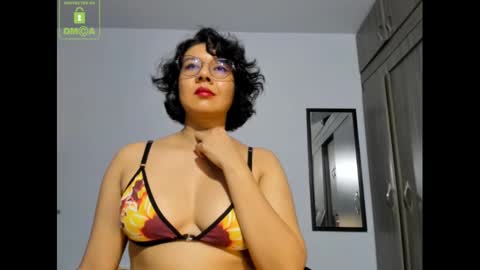 Eva online show from 01-19-25, 06:53