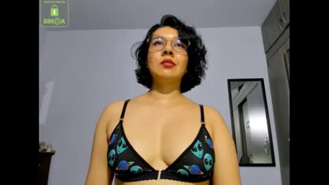 Eva online show from 02-08-25, 10:51