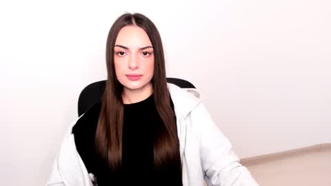 Eva online show from 01-27-25, 07:03