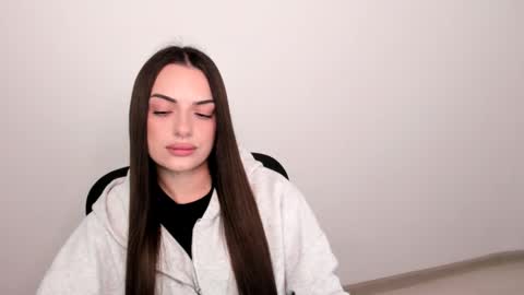 Eva online show from 02-13-25, 05:22