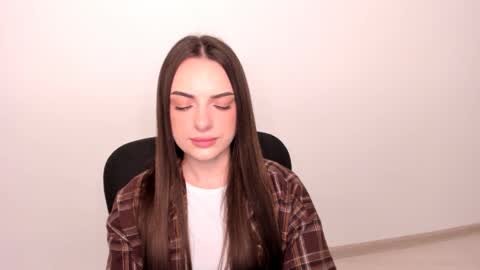 Eva online show from 03-12-25, 04:56