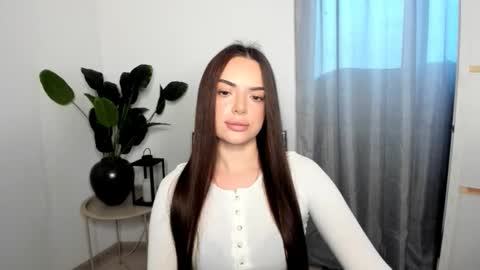 Snapshot of eva_rossee_ chatting on 02-11-26, 02:55 Eva online show from 02-11-26, 02:55