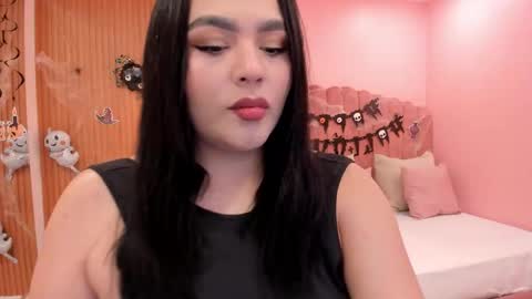 Snapshot of eva_saintt chatting on 10-28-25, 04:53 eva_saintt online show from 10-28-25, 04:53